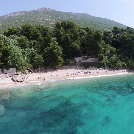 With A Parking Space Mokalo, Peljesac - 18395